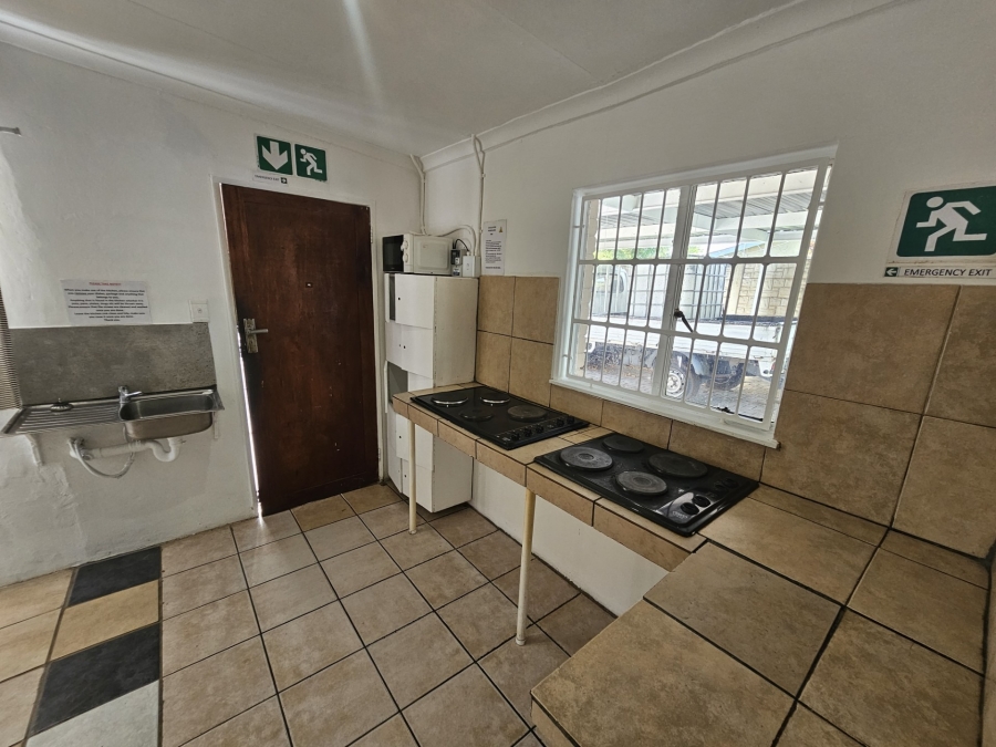 5 Bedroom Property for Sale in Brandwag Free State